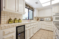 896 Shadowbrook -013