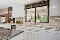 896 Shadowbrook -014
