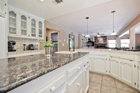 896 Shadowbrook -015