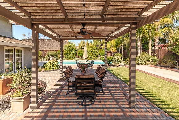 896 Shadowbrook -033