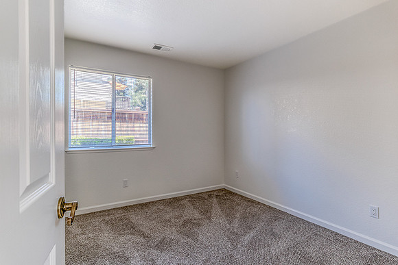 6024CreekBend18