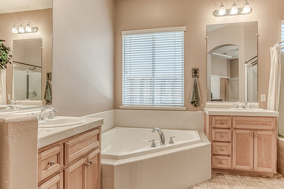 580OldBluff24