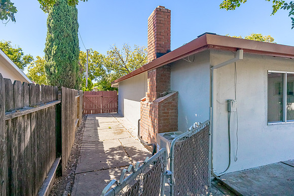 2705Manzanita22