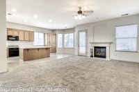 2261Silverplace10