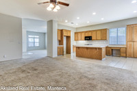 2261Silverplace11