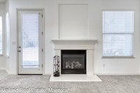 2261Silverplace12