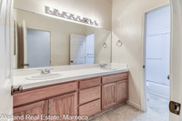 2261Silverplace17