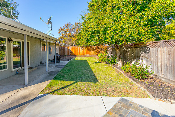 1613 Cherrywood 29