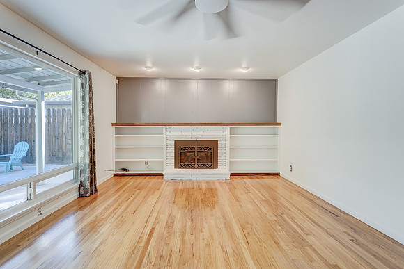 1613 Cherrywood 15