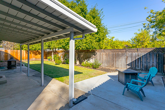 1613 Cherrywood 27