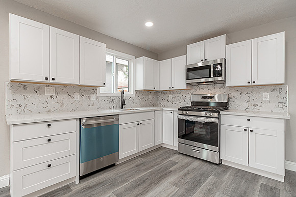 460Colfax26