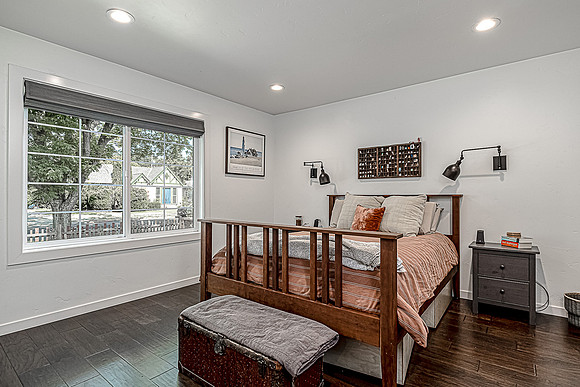 522 Myrtle17