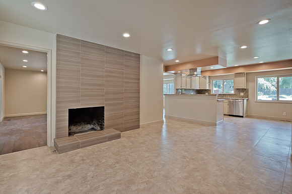7009 Oakmont-009