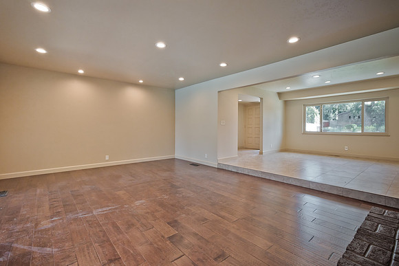 7009 Oakmont-011