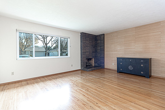 1613Springwood07