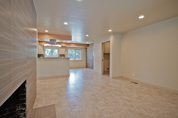 7009 Oakmont-010