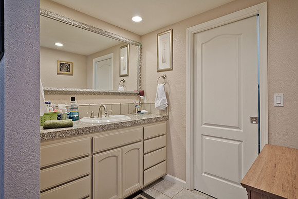 3325 Claremont Ave, Modesto-022