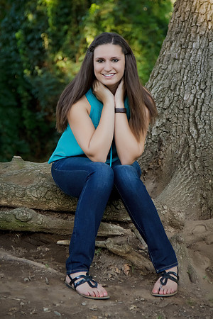 13Carly015