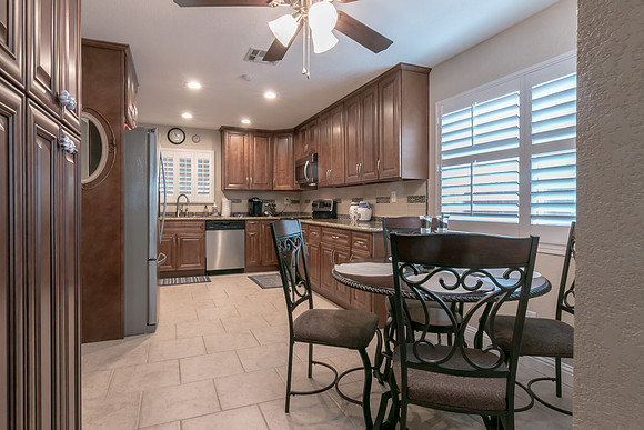 9435 Chisholm Way-009
