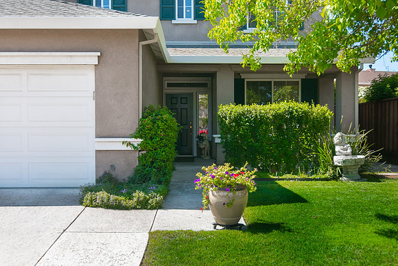 2440 Garrett -002