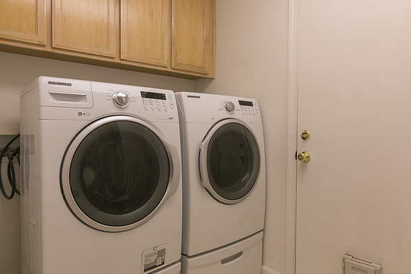 2440 Garrett -018