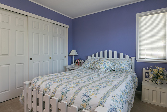 2440 Garrett -020