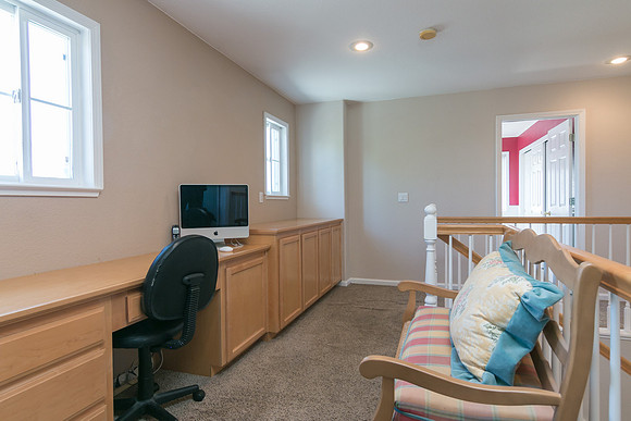 2440 Garrett -021