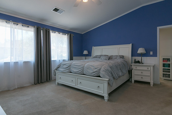 2440 Garrett -025