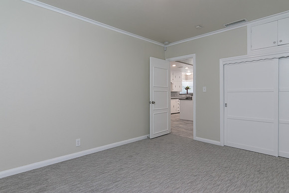 2123 Elmwood -017