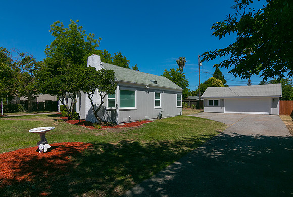 2123 Elmwood -022