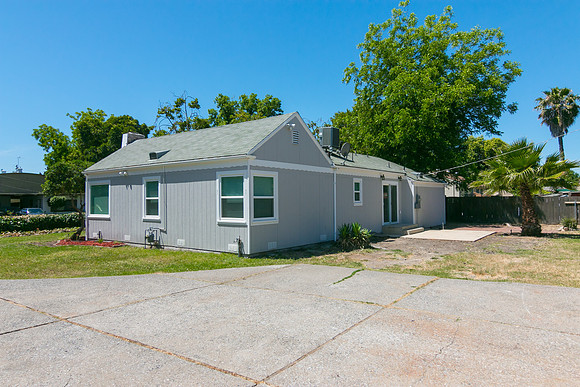 2123 Elmwood -024