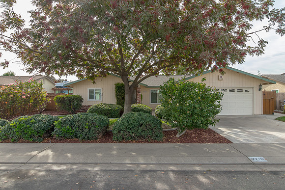 2216 Ridgeway Dr-030