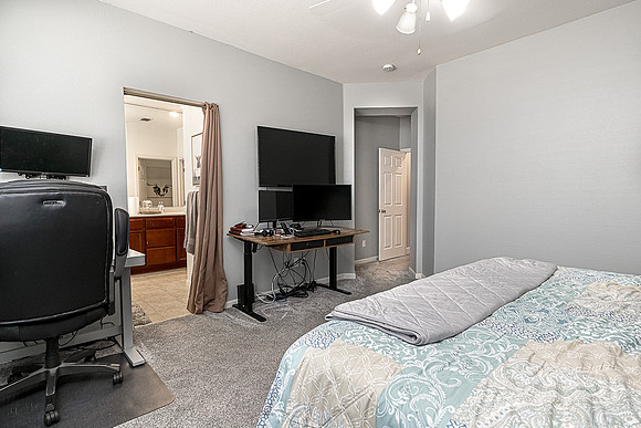 3803HlenPerry18