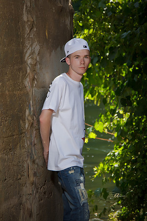 12Cameron006