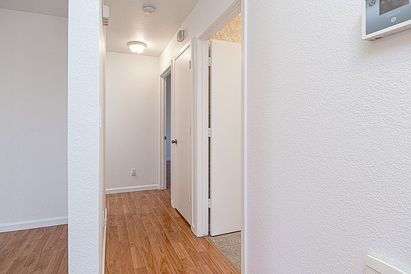 3917Hollywood16