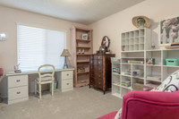 2216 Ridgeway Dr-019
