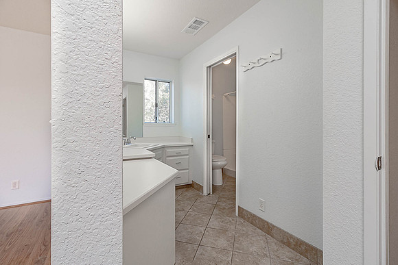 52419 Rd. 423, Oakhurst29