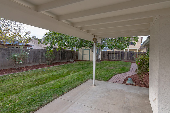 2216 Ridgeway Dr-025