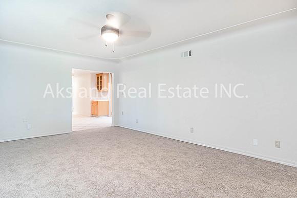 12415 Frontage 07
