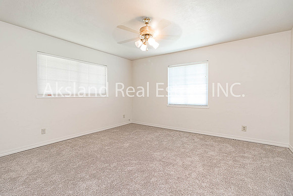 12415 Frontage 09
