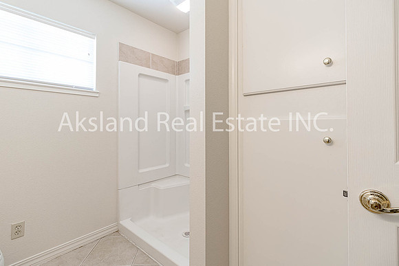 12415 Frontage 13