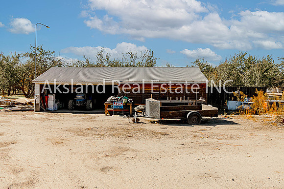 12415 Frontage 25