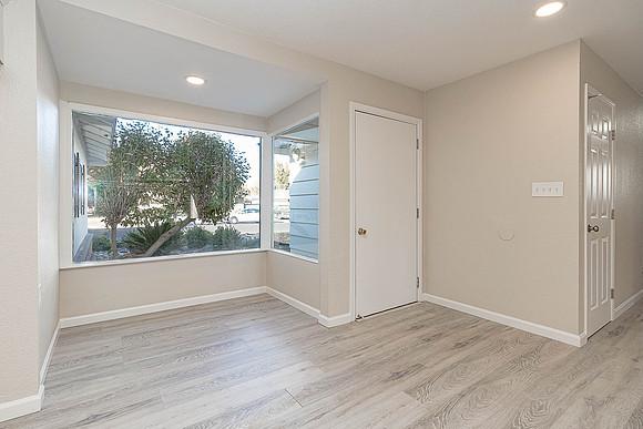 1506Linwood05