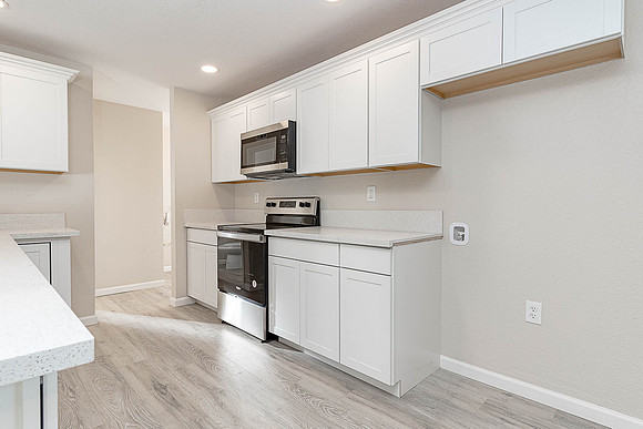 1506Linwood10
