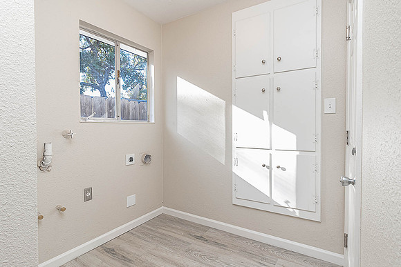 1506Linwood14