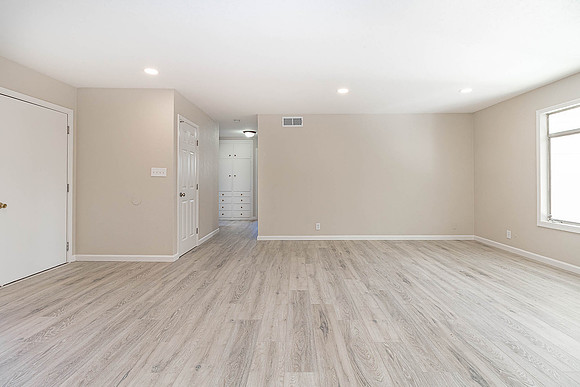 1506Linwood16