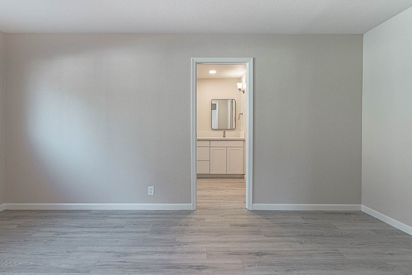 1506Linwood22