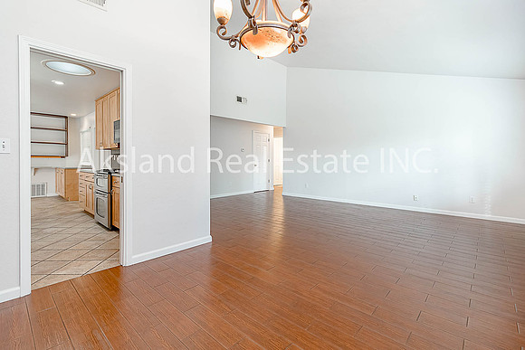 1450Ridgecrest08