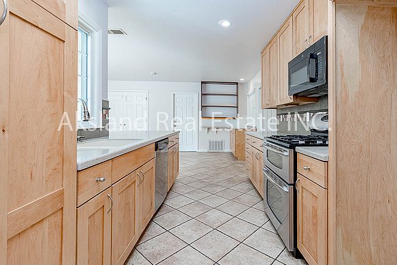 1450Ridgecrest09