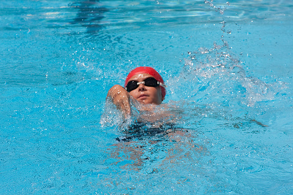 10Swim1045